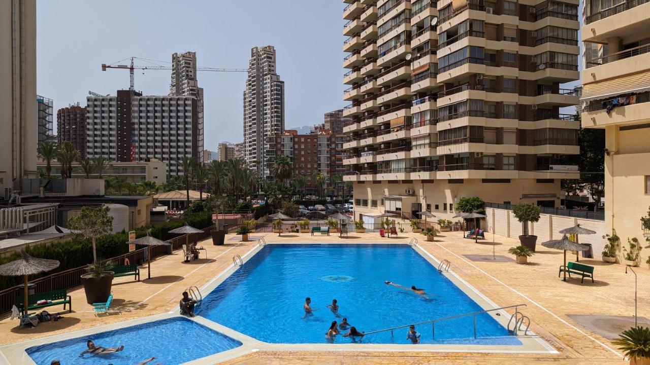 Acuarium Levante Beach Apartment Бенідорм Екстер'єр фото