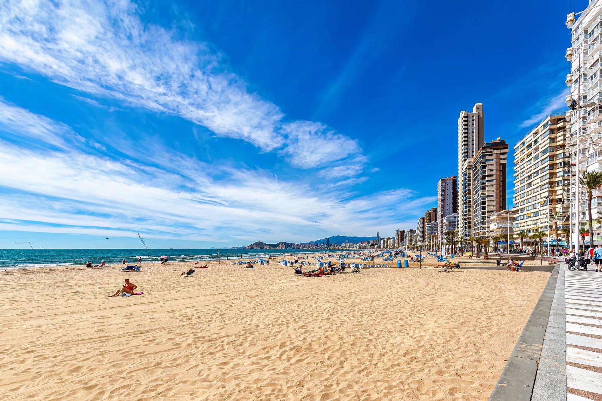 Acuarium Levante Beach Apartment Бенідорм Екстер'єр фото